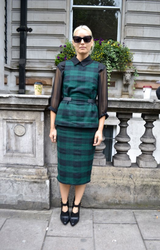 top-to-toe-tartan-street-style-london-FASHION-WEEK-ss14-_-1